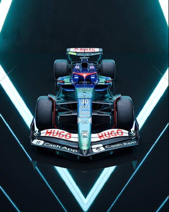 索伯车队完胜红牛车队,拉塞尔高光表现 索伯车队完胜红牛车队,拉塞尔高光表现