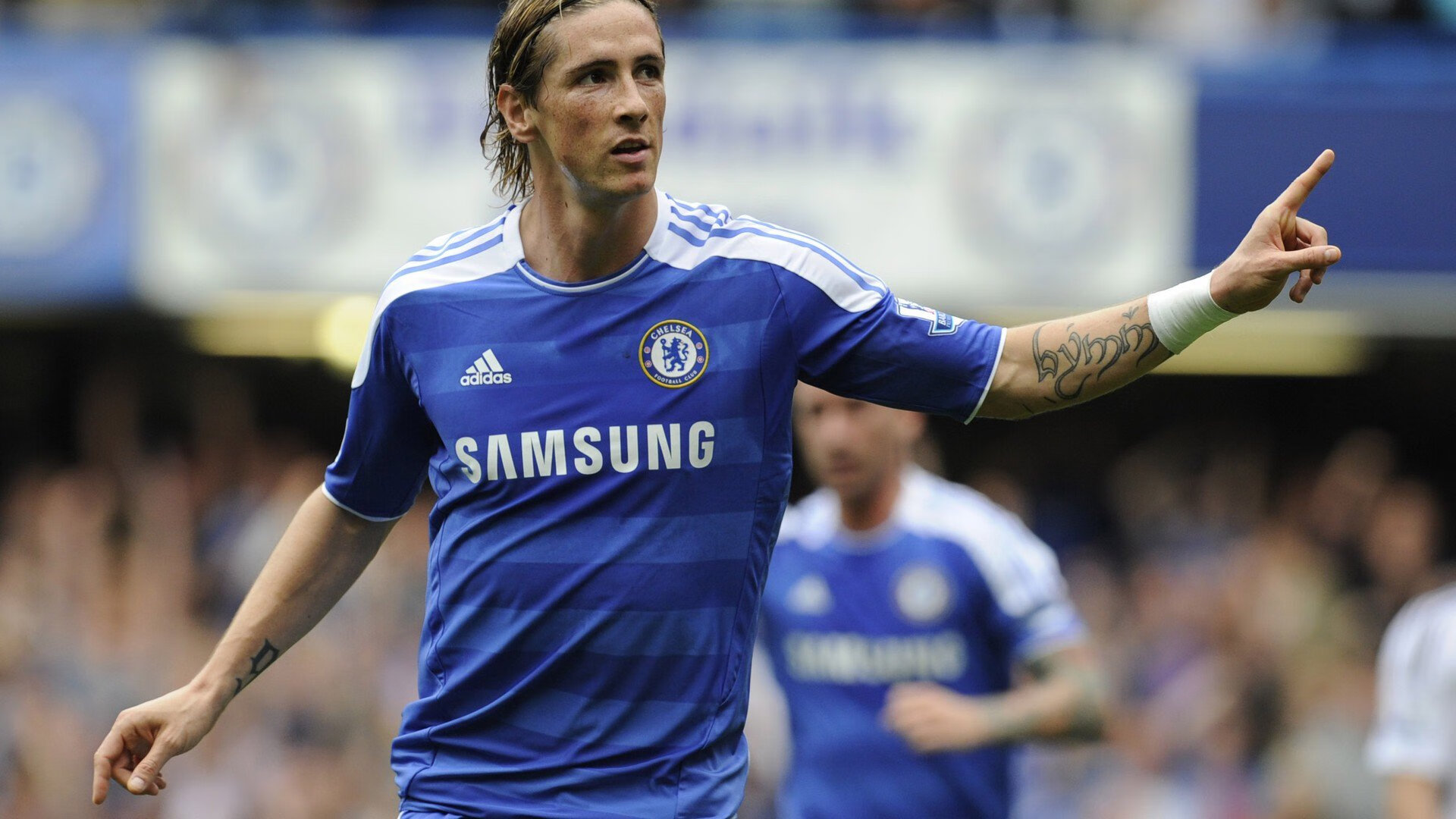 赛道上的骑士，当恩比德在F1街道赛接管比赛